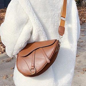 Daily leisure diagonal bag